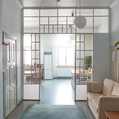 Spacious For Eight In A Good Location *